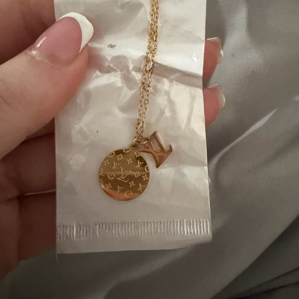 Gold Disc Necklace - Women Jewelry